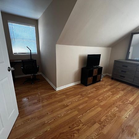 Spacious 3 Bedroom Ewing Home -Quiet Trenton Buitenkant foto