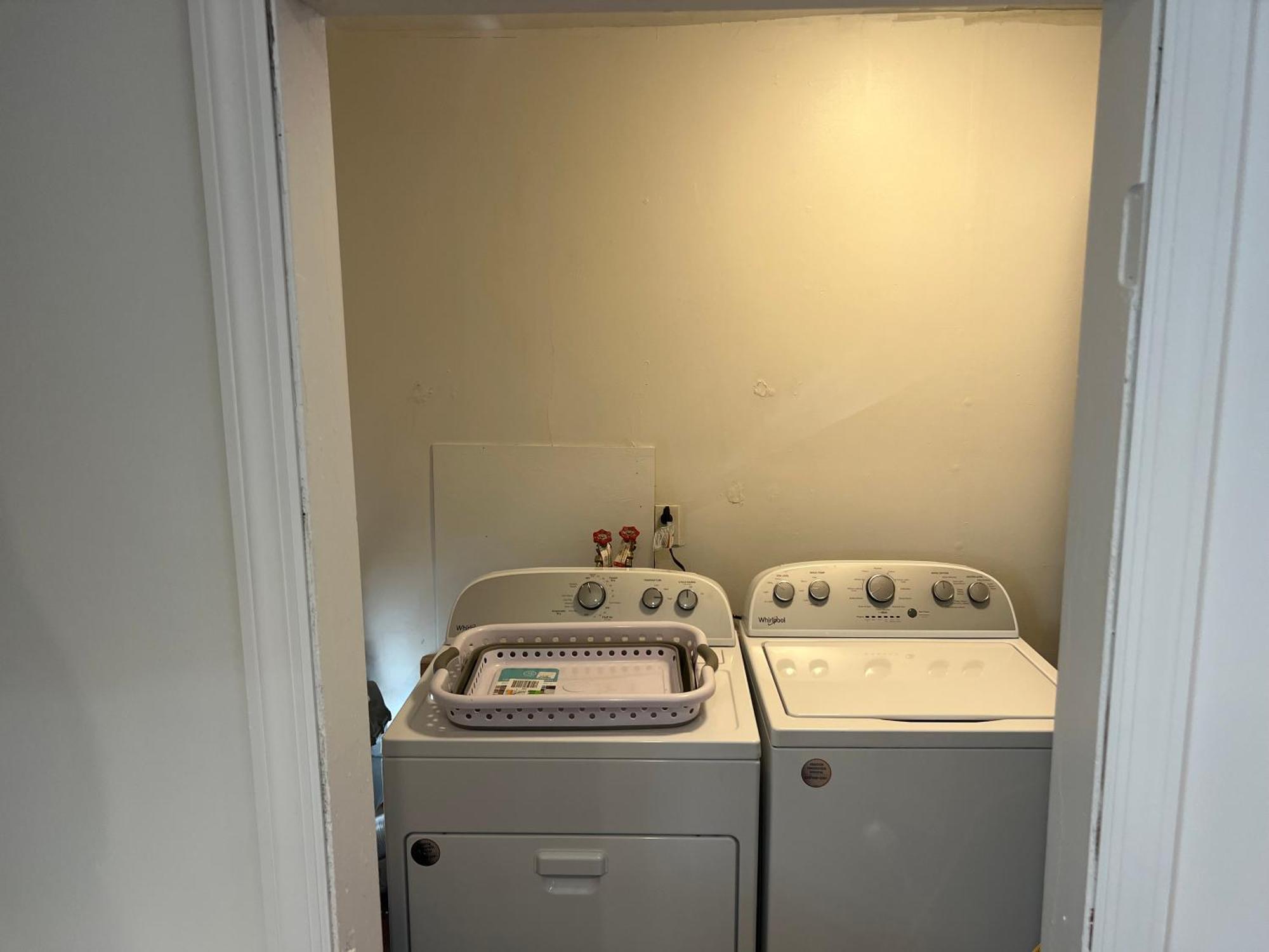 Spacious 3 Bedroom Ewing Home -Quiet Trenton Buitenkant foto