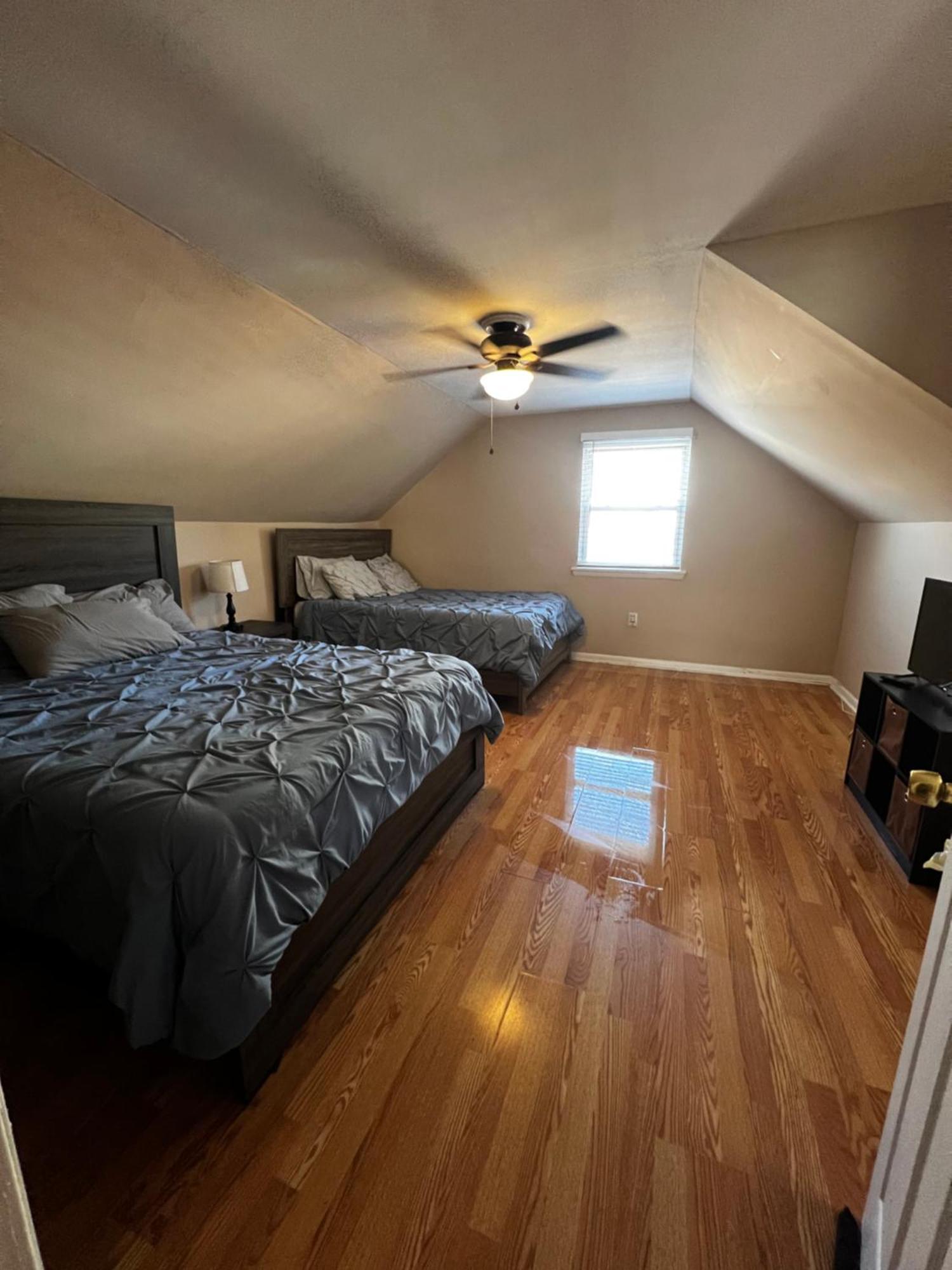 Spacious 3 Bedroom Ewing Home -Quiet Trenton Buitenkant foto